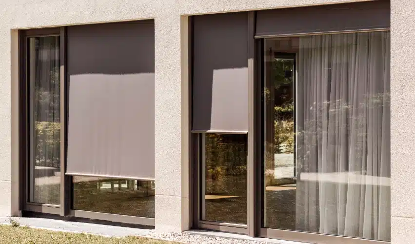 outdoor roller shades