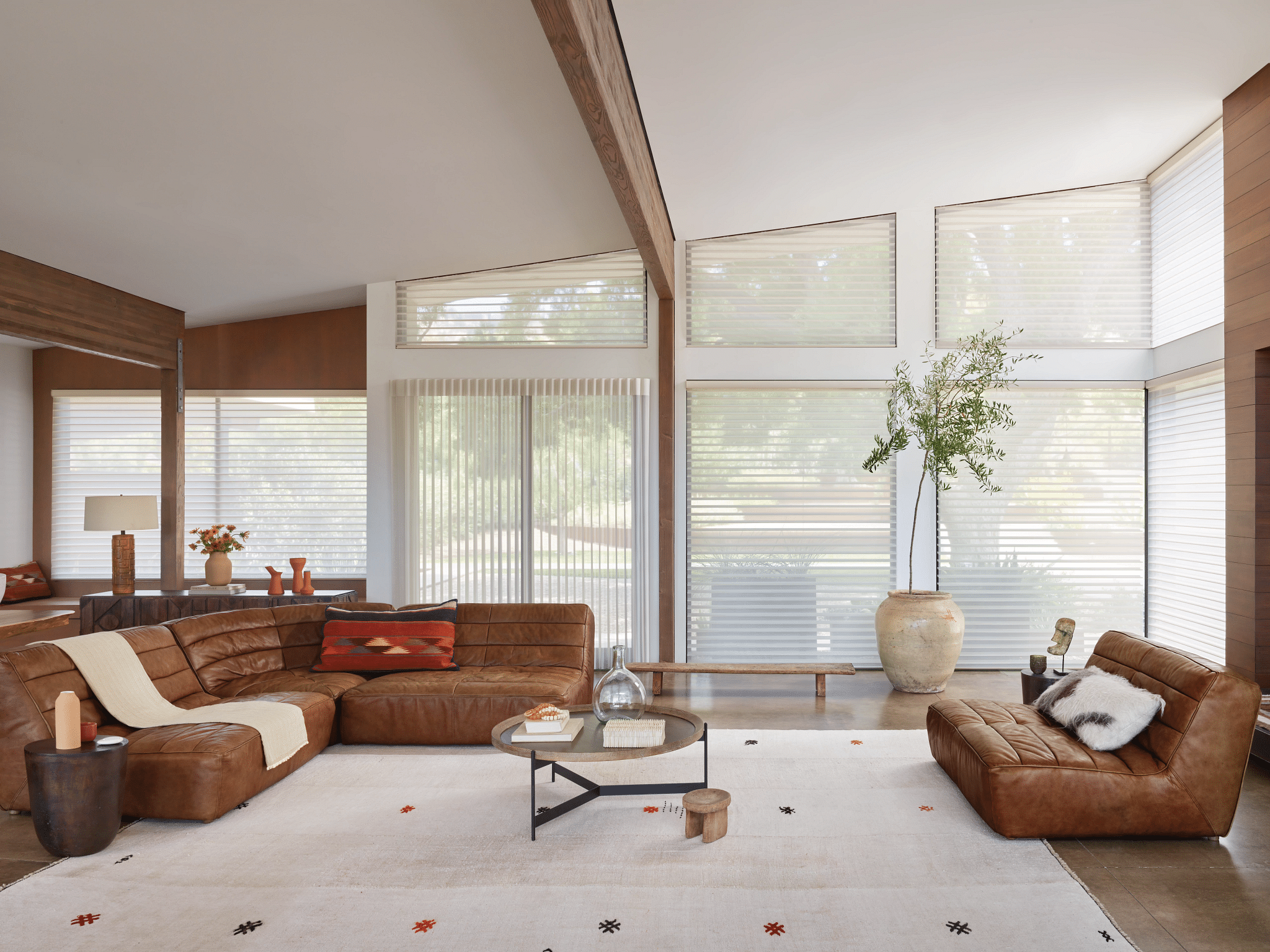 2020 WHS Stria PV Living Room Bench